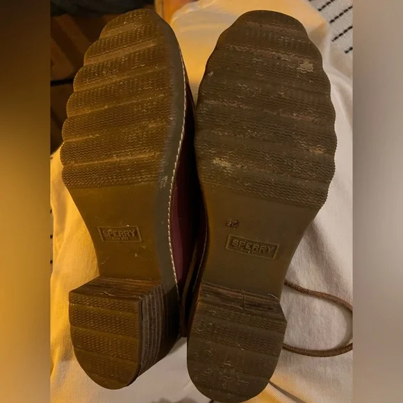 Sperry Burgundy and Tan Chunky Heel Duck Boots, size 9.5 - Picture 12 of 13